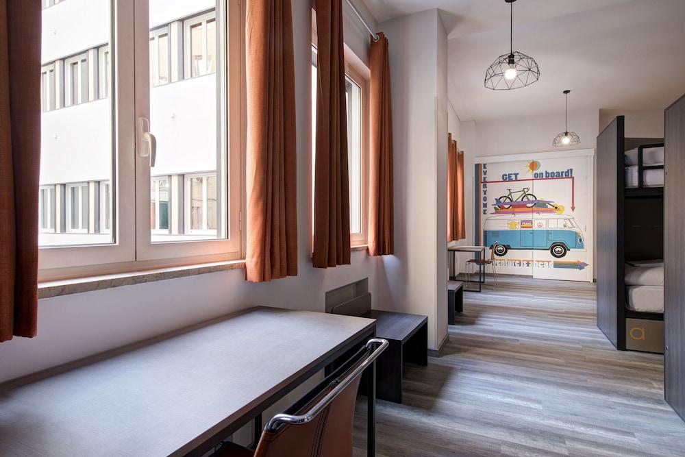 The Romehello Hostal *